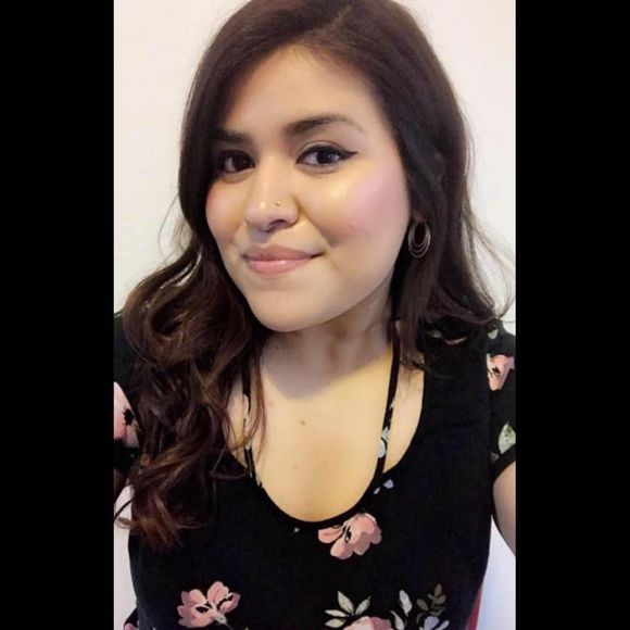 Meet your Posher, Magui - Picture 1 of 1